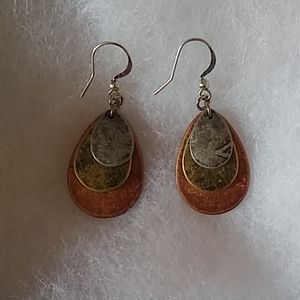 Dangle earrings